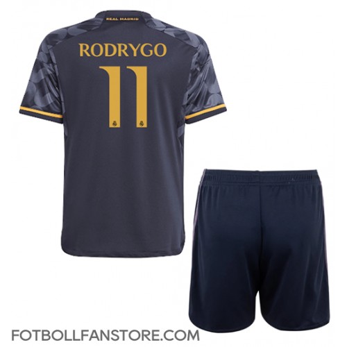 Real Madrid Rodrygo Goes #11 Barnkläder Borta matchtröja till baby 2023-24 Kortärmad (+ Korta byxor) Billigt